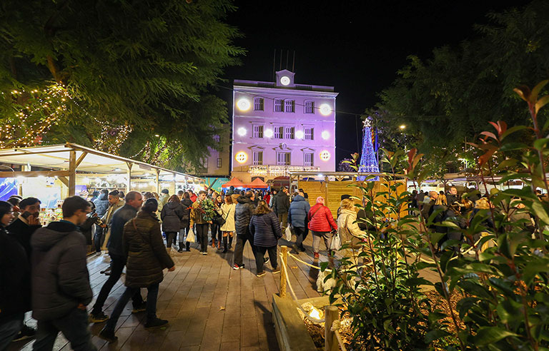 Imatge plaça de l'Ajuntament a la Puríssima