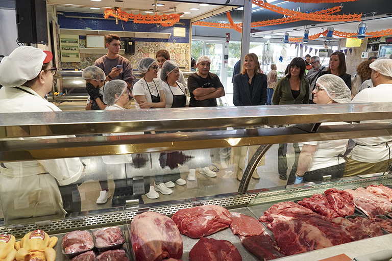 Parada on es fa la formació al Mercat Municipal de Torre de la Vila