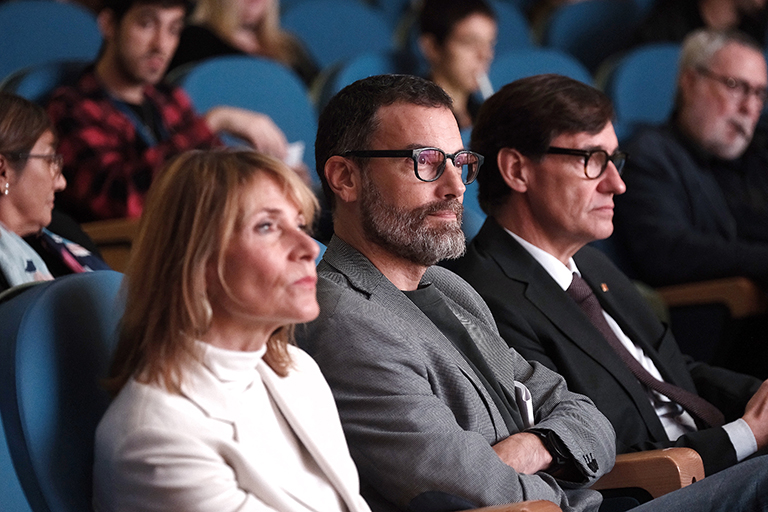 L'alcaldessa, el director del Parc Sanitari i el president de la Generalitat