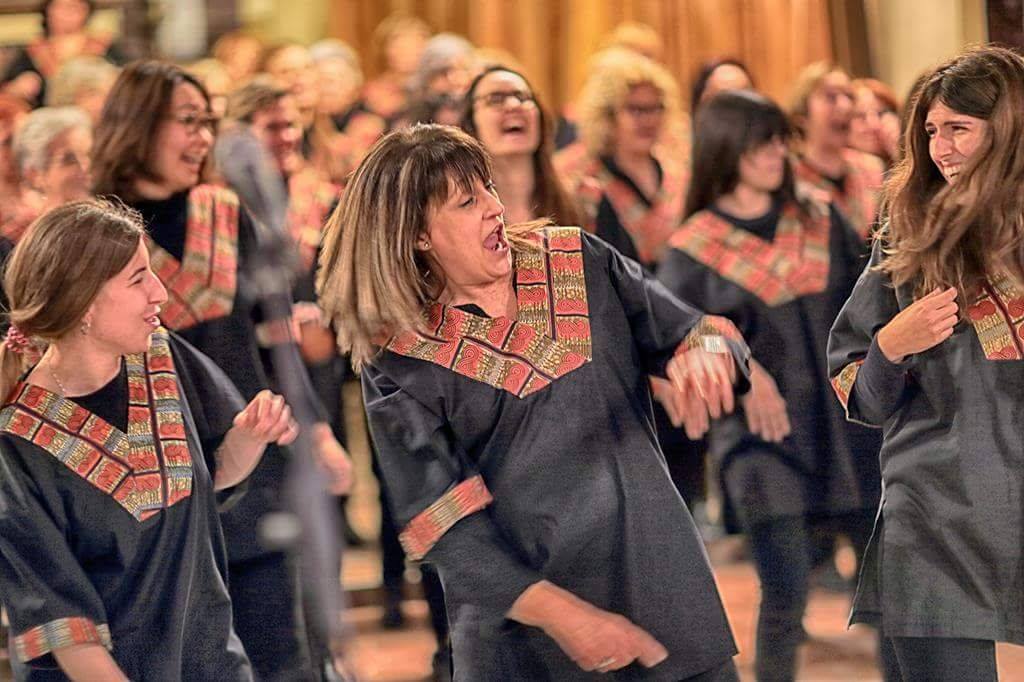 Foto d'un concert de la Little Gospel Choir