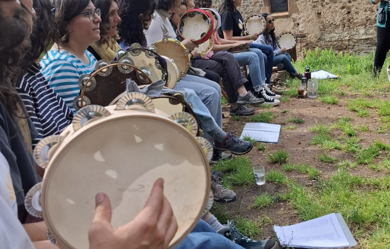 Taller de panderetes amb Namorala Pandereteiras