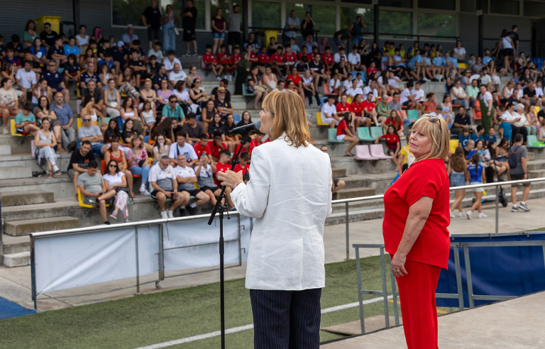 Acte de reconeixement esportiu presidit per Lluïsa Moret i Antonia Barragan