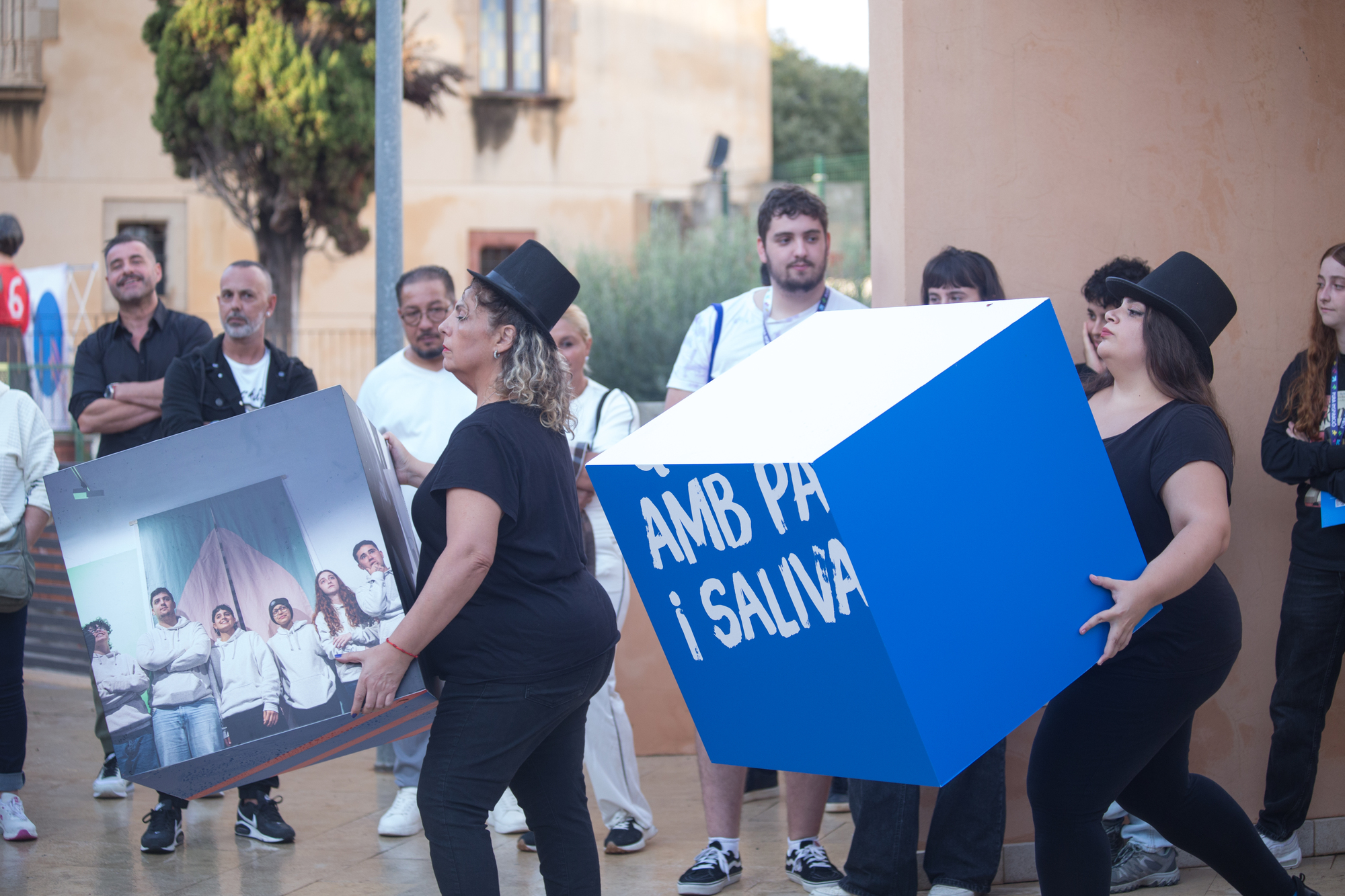 Performance per presentar projectes locals comunitaris