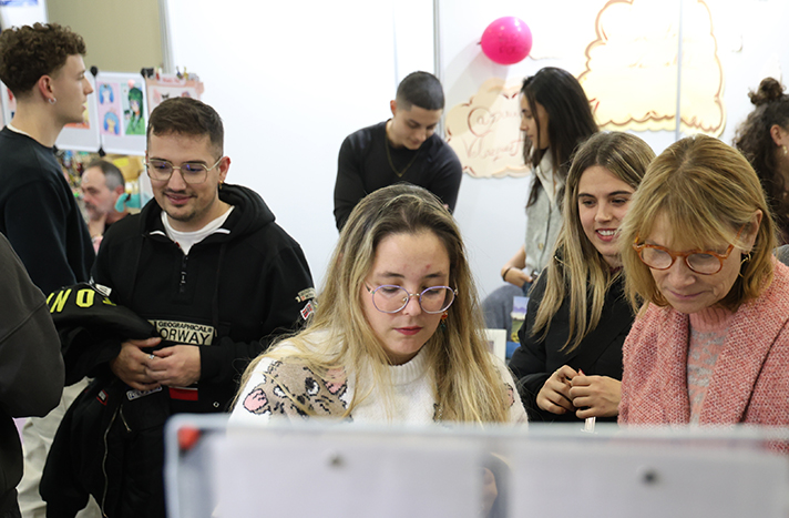 L'alcaldessa, al Mercat d'Art Jove de la Fira de la Puríssima