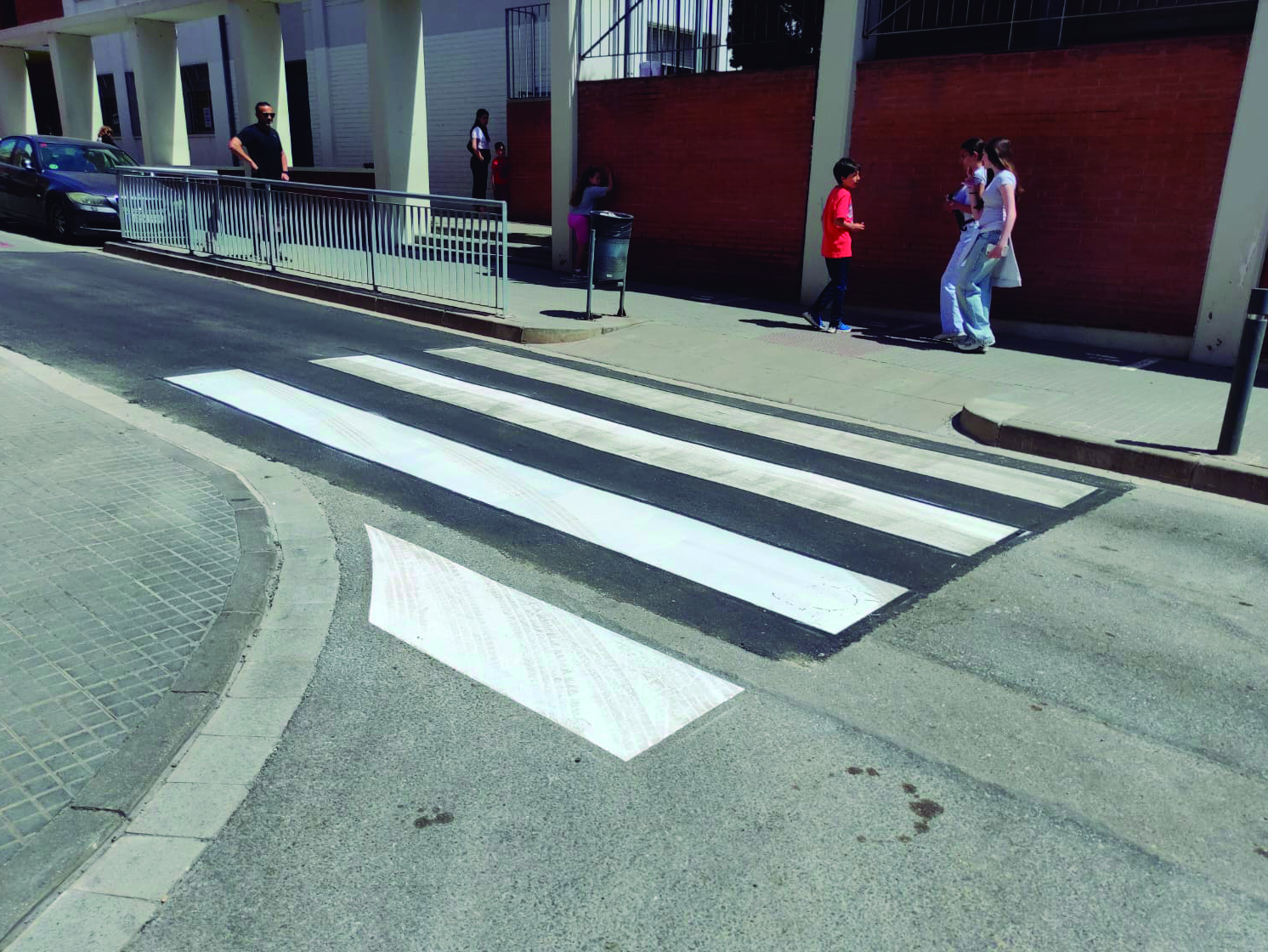 Nou pas de vianants al carrer Cerdanya