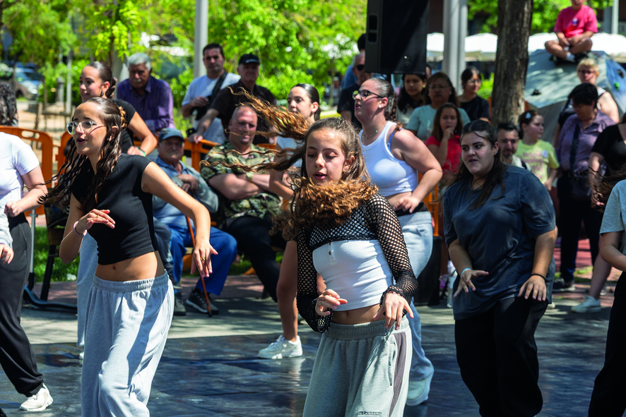 Dansa: Sant Boi es Mou