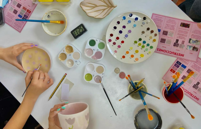 Taller de ceràmica per a joves