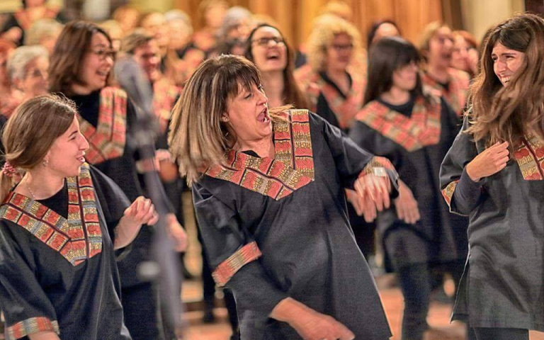 Foto d'un concert de la Little Gospel Choir