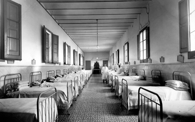 Antic psiquiàtric femení. Pavelló assistencial Font: AHM