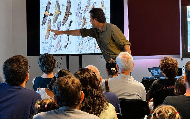 Taller d’identificació d'aus a la Setmana de la Natura