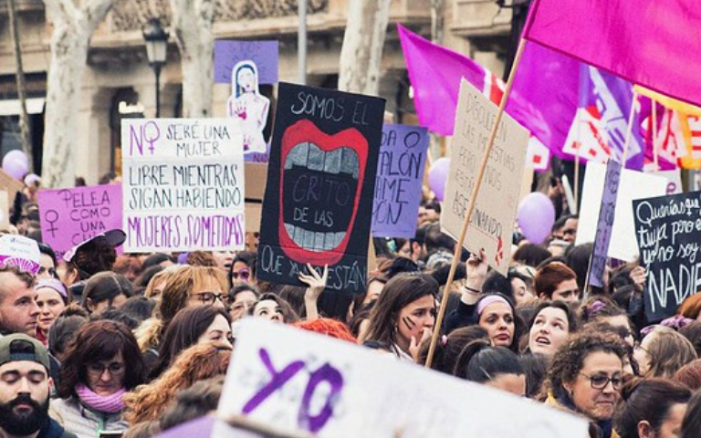 Imatge manifestació 8M (Flikr Ajuntament de Barcelona)