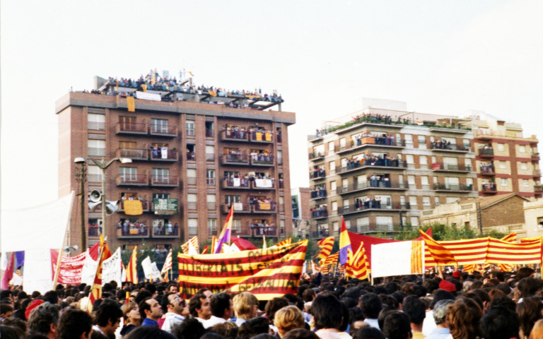 La plaça de Catalunya, durant la Diada de 1976