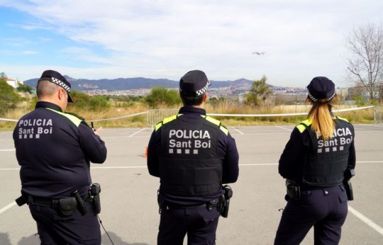 Presentació dels drons de la Policia Local i Protecció Civil a Sant Boi