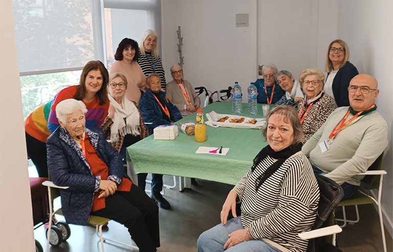 Primera reunió del grup de persones participants al projecte