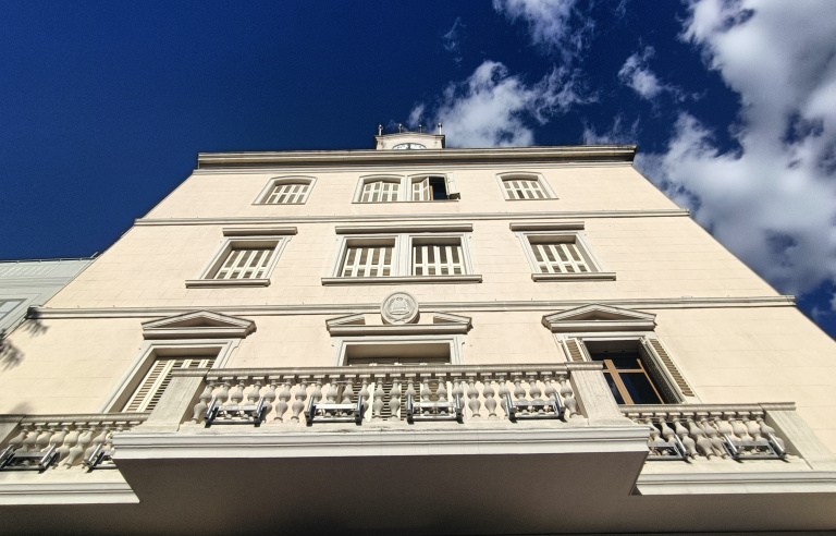 Façana de l'Ajuntament de Sant Boi