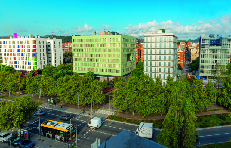 Edificis de promoció pública a la zona del Saló Central