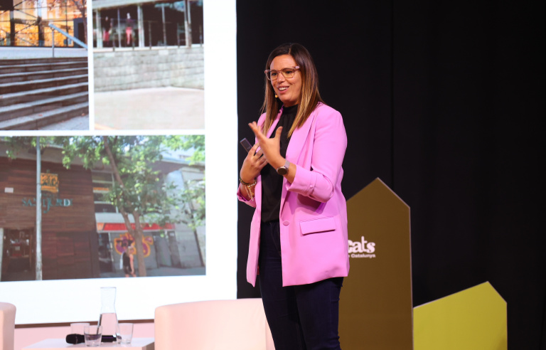 La tinenta d'Alcaldia Eli Latorre ha explicat l'experiència dels mercats de Sant Boi