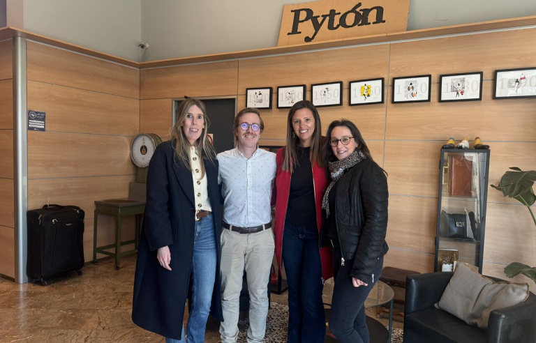 Pytón